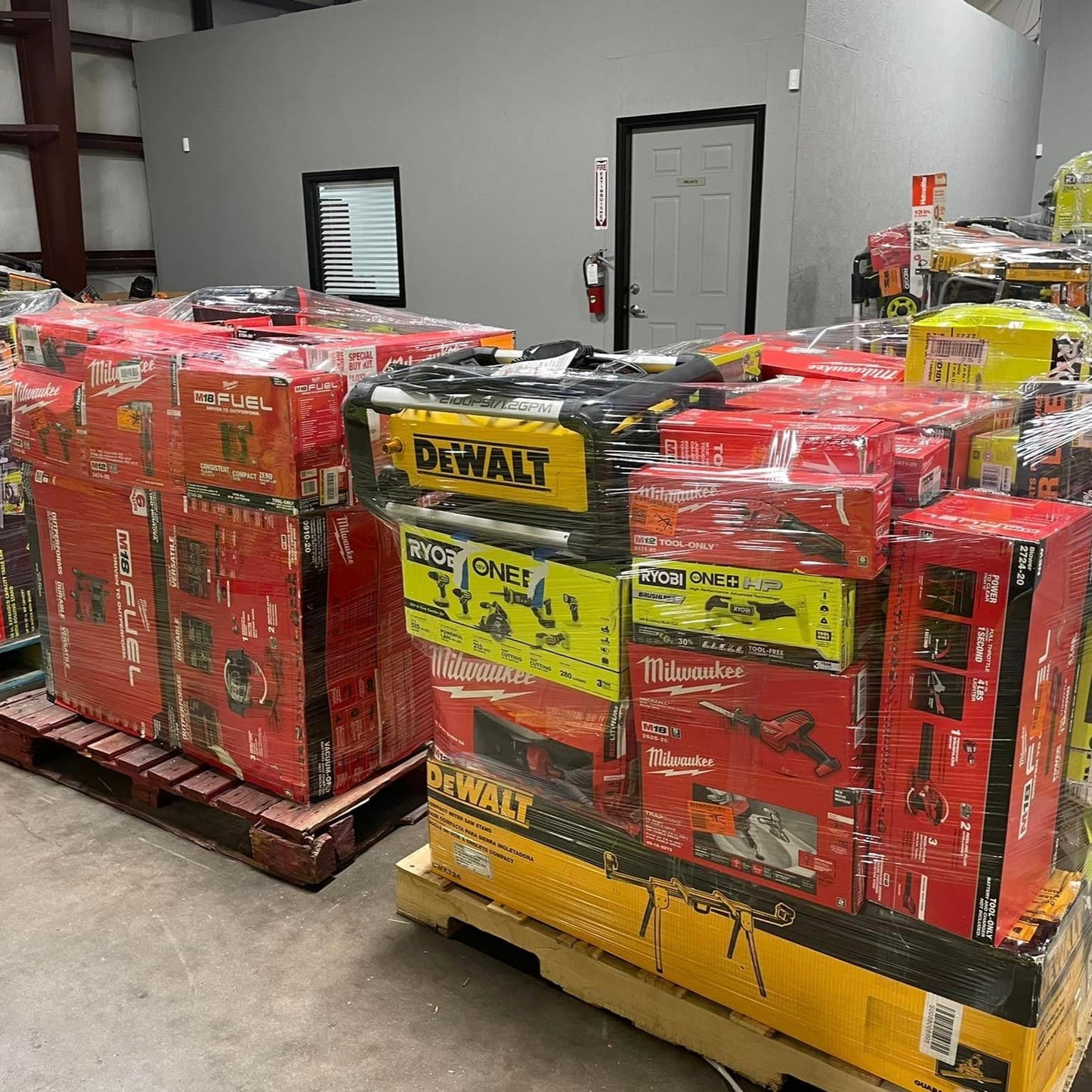 🌞Summer Sale is Heating Up!🏖️MIXED TOOLS PALLET – LOT ID: 251035 – Untested Customer Return
